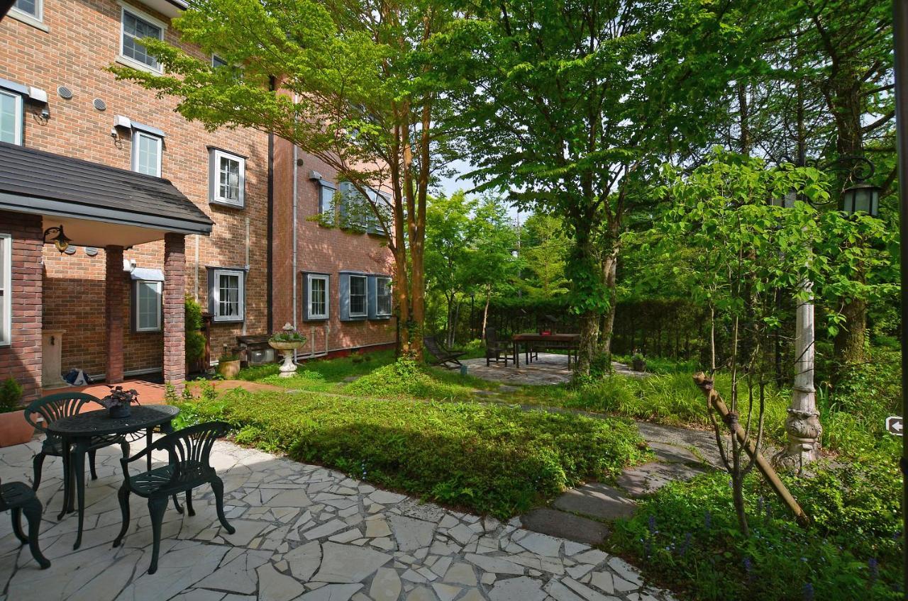 Country Hotel Redfox Susono Экстерьер фото